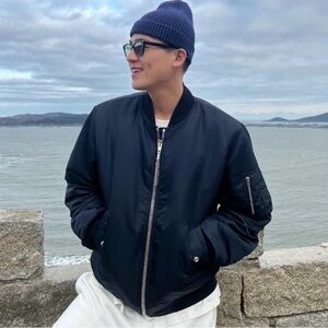 ✨Host pick✨Zara Unisex Dark Blue Bomber Jacket